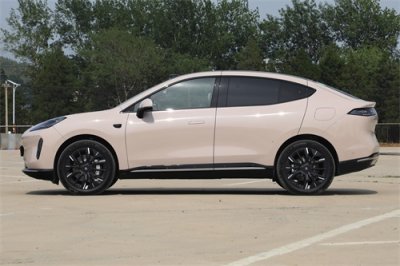 昊铂HT 670特高压激光雷达版:比星纪元ET更宽敞?800V快充真的快