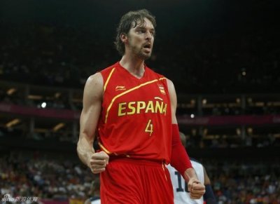 “加嫂”加索尔,18年生涯效力5支球队,他一共赚到多少薪金?