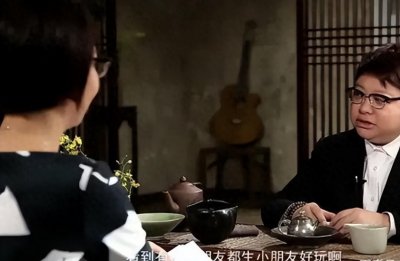 韩红要娃!方式令人震惊,却意外曝光她有个27岁儿子