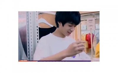 老公把前女友当亲妹她过得不好他要负责