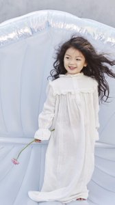 萌娃阿拉蕾崔雅涵手机图片壁纸,很可爱的娃娃