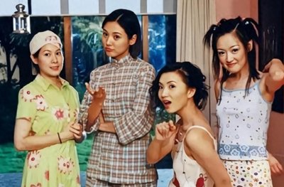 四女争波峰之粉红女郎