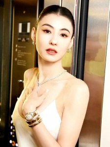 40多岁的张柏芝,状态极好,身材依旧十分顶级!