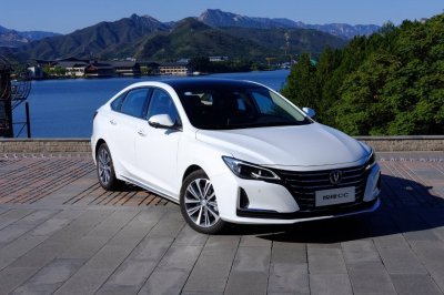 几款性价比超高的国产B级车,最低7.99万起,真的不动心吗?