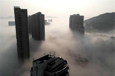 人类曾亲眼目睹的2次海市蜃楼,内容太过诡异,至今找不到原型
