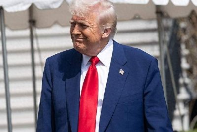 中美高层相约巴黎,美方想请中国帮帮忙,对话不停手段却依旧肮脏